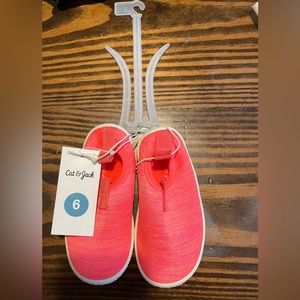 Water/swim shoes, Cat and Jack, New With Tags, Toddler 6, Coral
